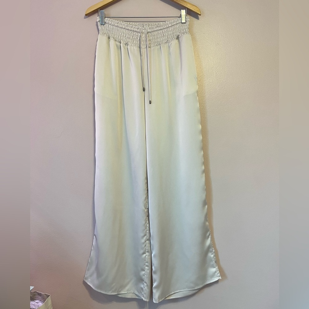 Brochu Walker Gorja Pant Satin Pull On Dust Ivory Medium Quiet Luxury Wide Leg - Picture 4 of 12
